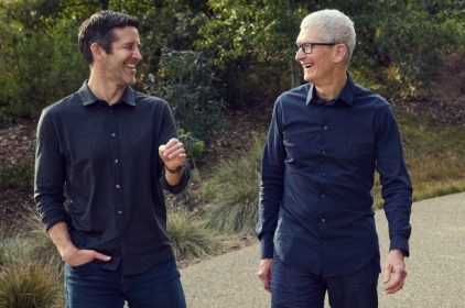 Tim Cook rời vị trí CEO Apple, chuyển giao cho John Ternus
